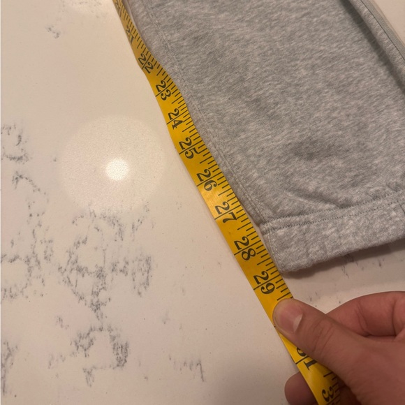 UNIQLO contrast panel trim sweatpants NWOT - Picture 5 of 8